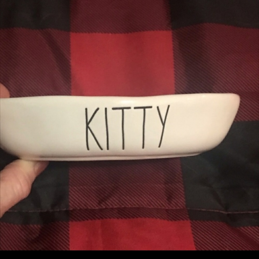 NWT Rae Dunn by Magenta KITTY Dinner Dish